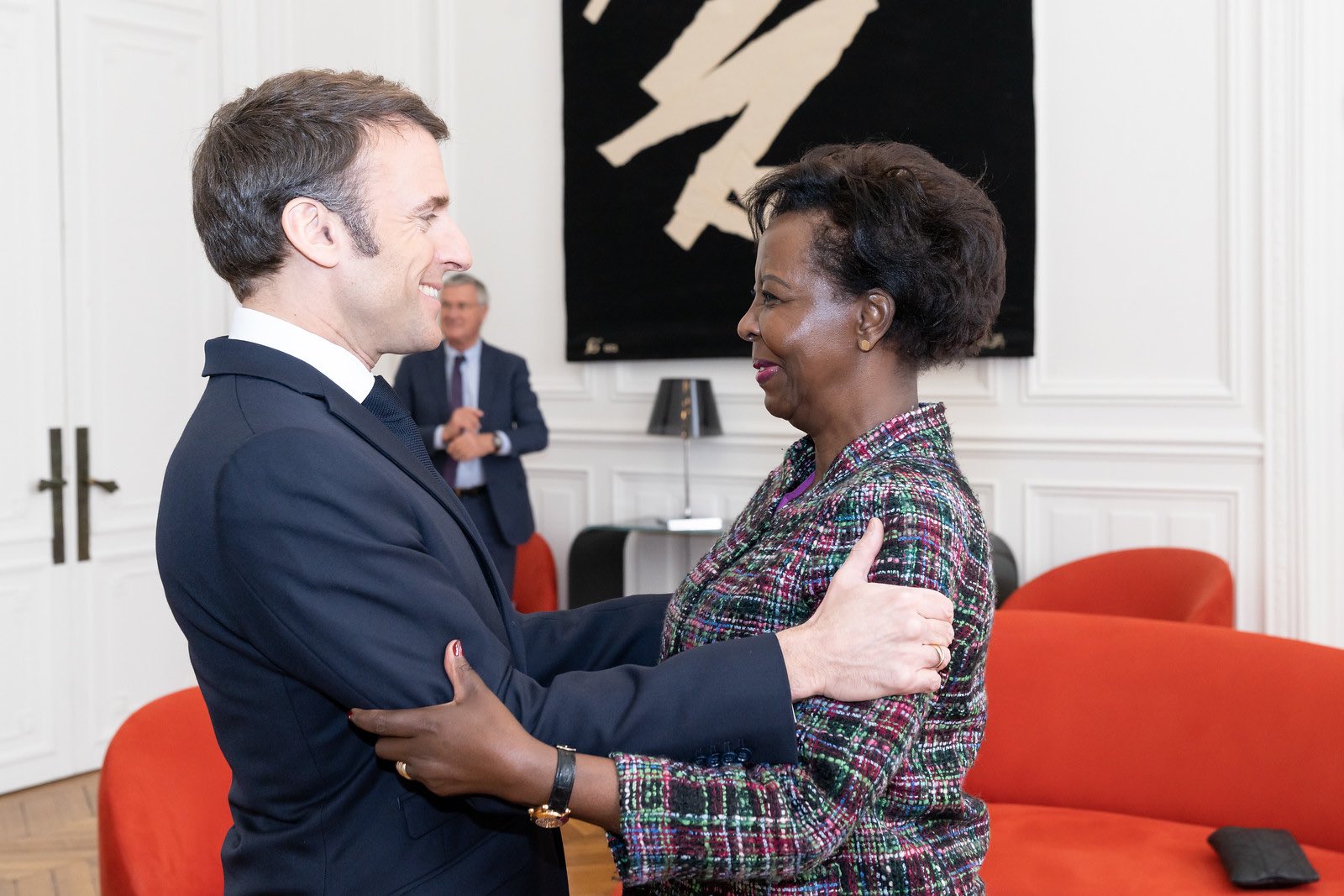 Journée de la francophonie : Louise Mushikiwabo, reçue par Emmanuel Macron