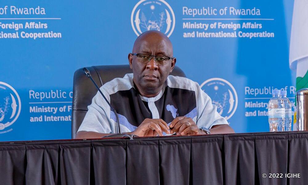 Alain Mukuralinda coupe l'herbe sous la propagande de la RDC : Interview exclusive