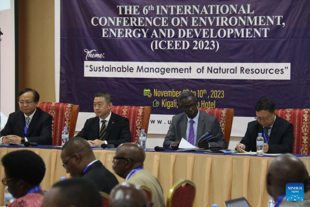 Des universitaires chinois et rwandais explorent de nouvelles approches pour protéger l'environnement