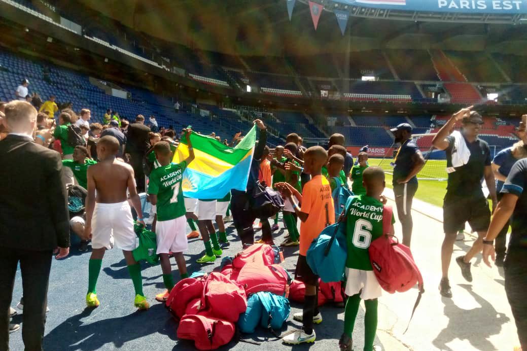 Les Académies PSG Rwanda U11 et U13 écrivent lhistoire en remportant le titre face au Brésil