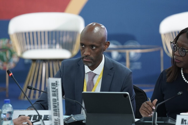 Jean-Guy Afrika nommé Directeur Général de la RDB