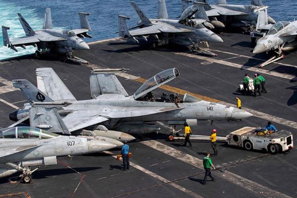 L'Iran affirme avoir frappé le porte-avions américain Lincoln avec des missiles de croisière (médias)