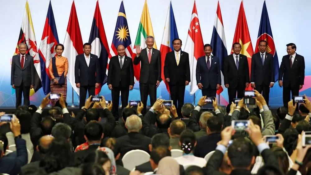 Révolution Monétaire : L'ANASE et les BRICS unis contre le Dollar