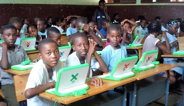 L’OAG et le programme One Laptop-One Child: des  salaires aux enseignants en ICT fantômes