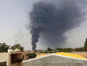 Libye : Un 2e réservoir de carburant brûle, incendie “hors de contrôle”