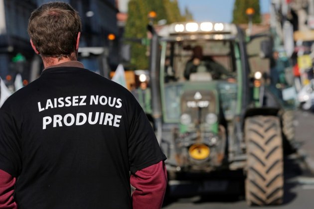 Les agriculteurs déversent leur colère