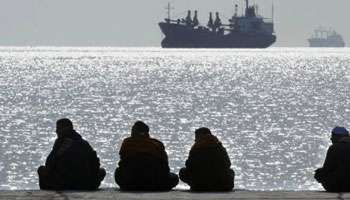 Égypte : attaque terroriste contre un bateau de la marine, huit militaires disparus