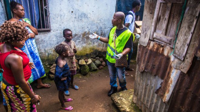 Ebola: confinement en Sierra Leone