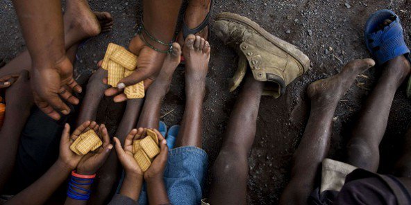 L’argent des Africains : Carl, cadre dans une ONG en RDC – 980 euros par mois .