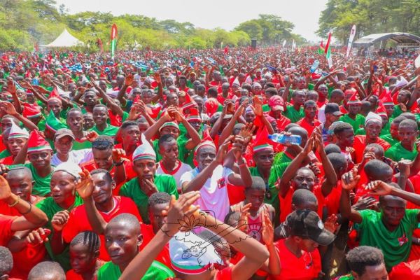 Burundi : la politisation forcée et l’intimidation, des pratiques toujours d’actualité