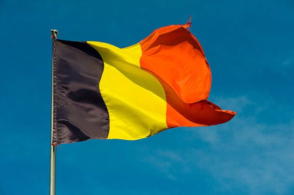 La Belgique tiraillée entre ses fractures historiques et ses équilibres fragiles