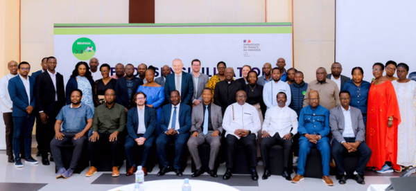 L’Ambassade de France et 'Imbaraga promeuvent l’approche One Health au Rwanda