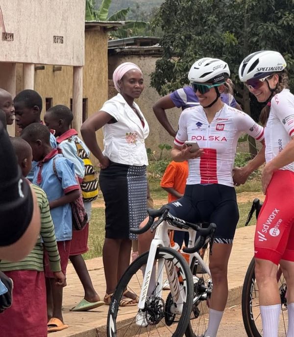 Mondiaux de cyclisme : Niewiadoma touchée par l’expérience rwandaise