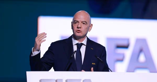 La FERWAFA rejoint 53 associations africaines derrière Gianni Infantino