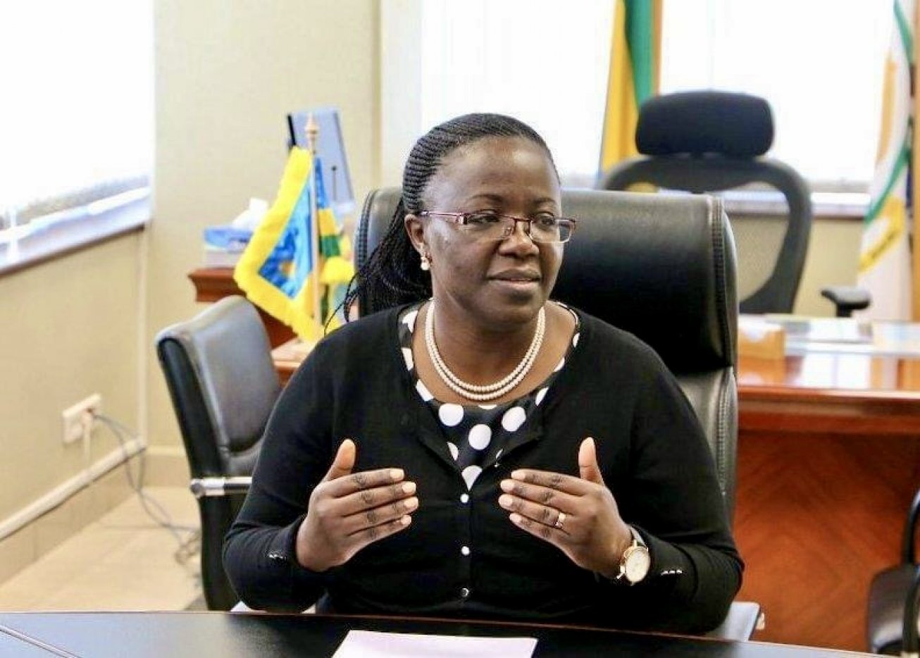Dr. Jeanne d’Arc Mujawamariya limogée du gouvernement