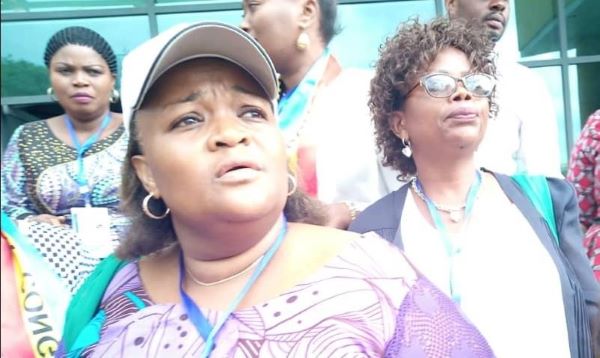 Mme Josée Rashidy pose la question qui fâche