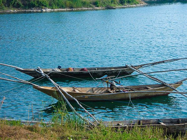 A Bukavu, les jeunes affrontent l’hydre plastique pour sauver le lac Kivu et ses riverains