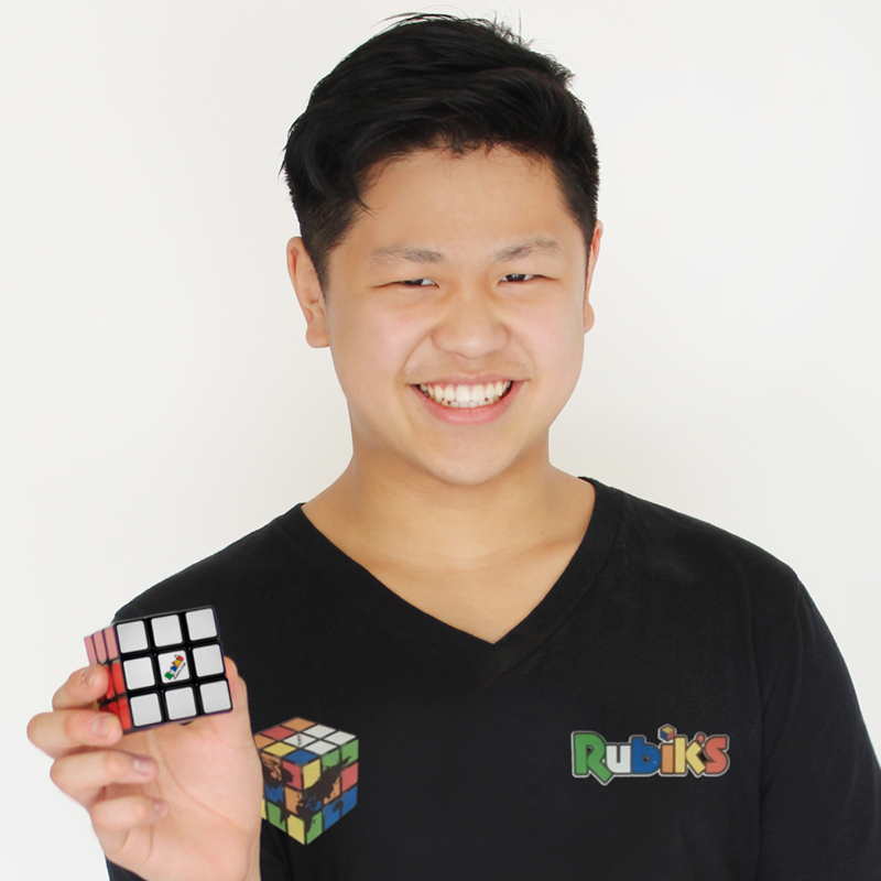 Max Park, le surdoué du Rubik’s cube défie les lois de la vitesse et inscrit son nom au Guinness des records