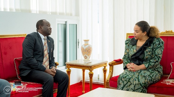 Kinshasa : Le chargé d’affaire dans l’ambassade de l’Ouganda convoqué pour s’expliquer sur les propos du Général Muhoozi