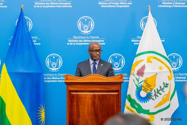 Le ministre Nduhungirehe critique le soutien d’une députée belge à Paul Rusesabagina
