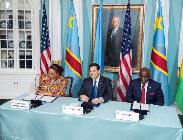 Le ministre Nduhungirehe annonce une coopération en matière de sécurité frontalière avec la RDC