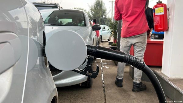 Burundi : une pénurie de carburant qui profite à certains