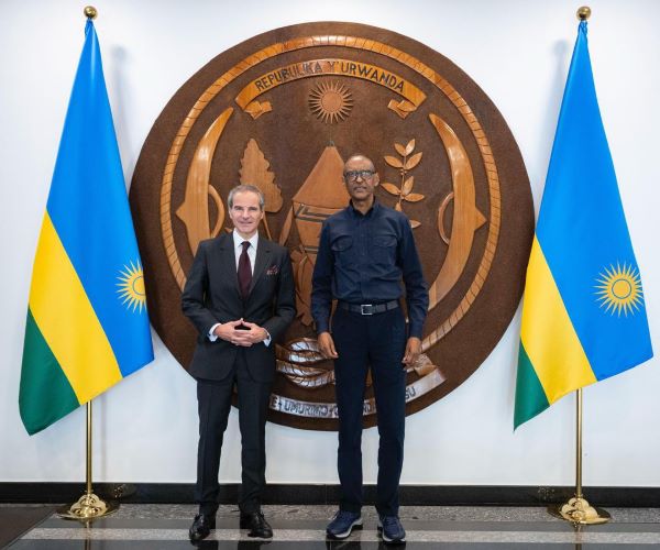Le Président Kagame reçoit le Directeur général de l’AIEA et discutent des avancées nucléaires du Rwanda