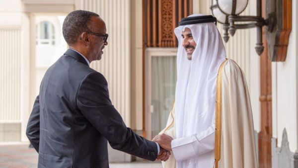 Le Président Kagame s'entretient avec Sheikh Tamim bin Hamad Al Thani, Emir du Qatar