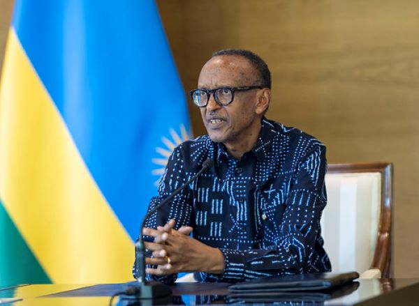 Le Président Kagame s’entretient avec les dirigeants de l’EAC et de la SADC sur lEst de la RDC