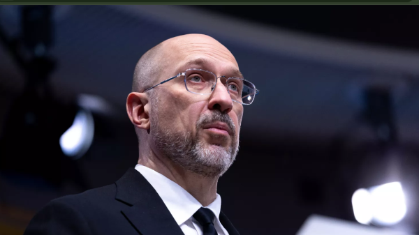Ukraine : le Parlement accepte la démission du PM