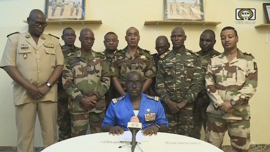 Le Niger pris en étau, coup d’état et incertitudes politiques