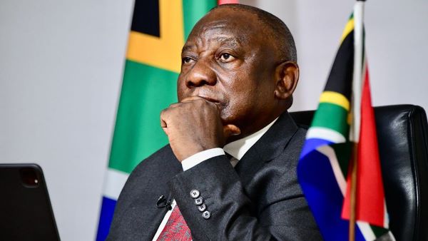 Ramaphosa envers et contre tous