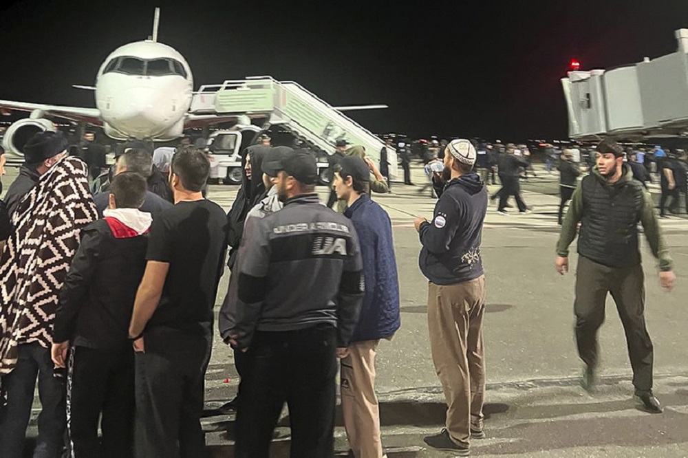 L'aéroport de Makhatchkala en Russie: Intrusion lors de l'arrivée d'un vol israélien