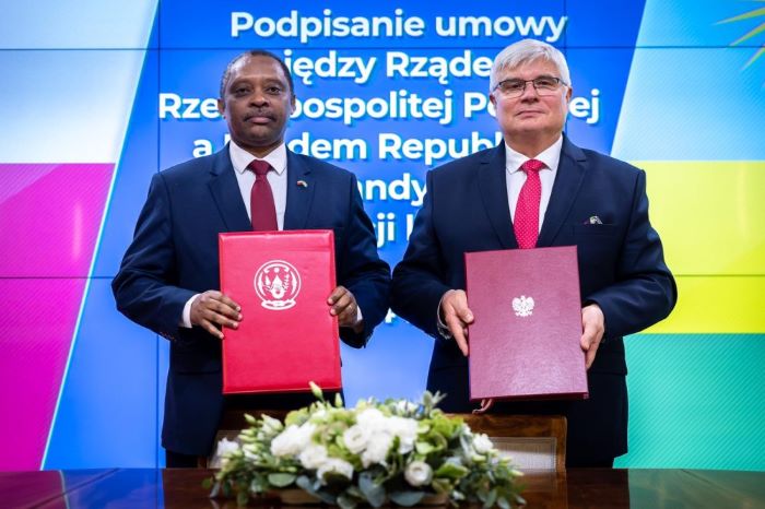 Le Rwanda et la Pologne signent un accord de services aériens