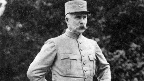 L’indignité de Philippe Pétain ou mémoire, justice et régression historique