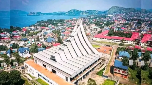 Monseigneur Kanyamacumbi ou la conscience citoyenne