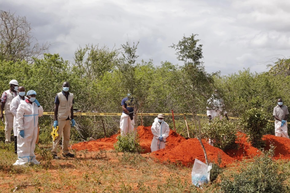 Le bilan s’alourdit: 10 nouveaux corps retrouvés dans la forêt de Shakahola au Kenya