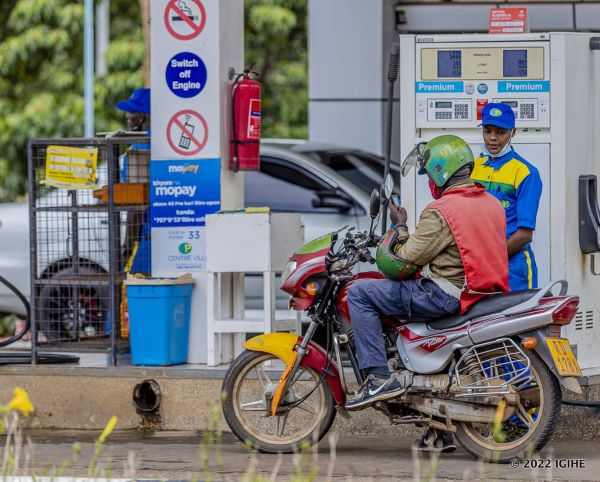 Hausse du carburant au Rwanda : causes, impacts et perspectives
