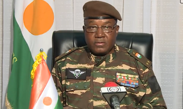 Niamey : la junte remercie Moscou et accuse Paris, Cotonou et Abidjan après l’attaque de l’aéroport