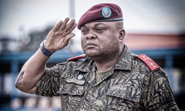 RDC : le général Christian Tshiwewe accusé de détournement de fonds et de complot contre le président Tshisekedi
