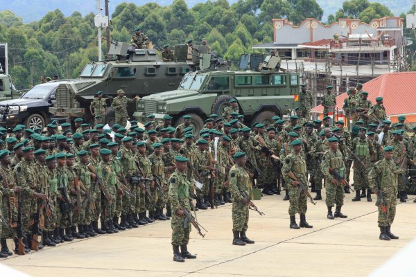 Le 21e sommet de l'EAC prolonge le mandat de sa force en RDC