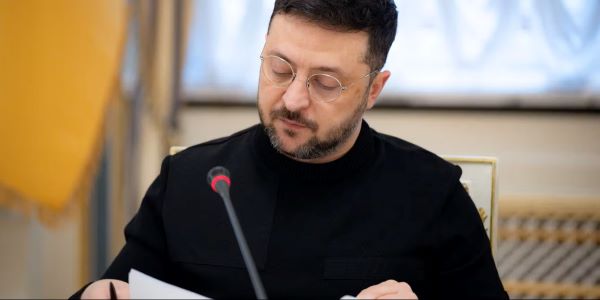 L'Ukraine prévoit une élection présidentielle et un vote sur un accord de paix avec la Russie (média)