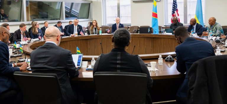 Relance diplomatique à Washington ou les promesses convenues et exigences différées